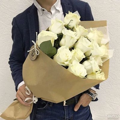 Лот: 13841435. Фото: 1. Лот № 697 Букет из 17 белых роз... Свежие цветы