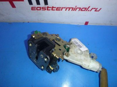 Лот: 14477564. Фото: 1. Замок двери NISSAN LIBERTY(14561342... Шины