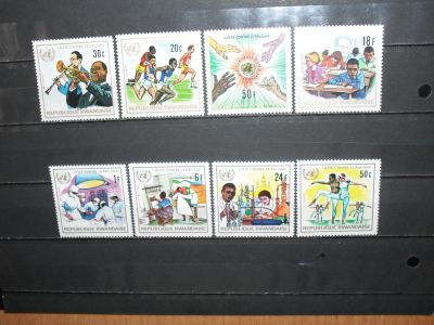 Лот: 11580563. Фото: 1. Чистая серия из 8 марок Руанды... Открытки, конверты