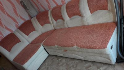 Лот: 11205067. Фото: 1. Угловой диван. Другое (мебель для гостиной)