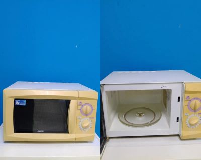 Лот: 20850300. Фото: 1. Микроволновая печь Sanyo EM-S1073W... Микроволновки, мини-печи