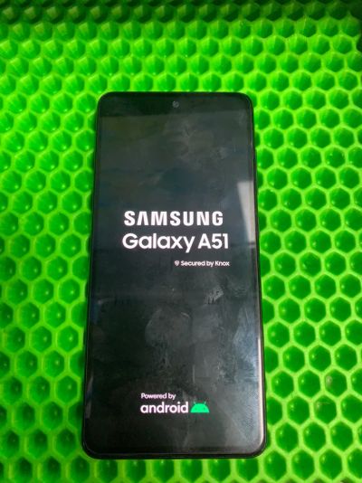 Лот: 19055102. Фото: 1. Смартфон Samsung A51 (w). Смартфоны