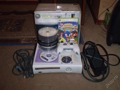 Лот: 1085017. Фото: 1. Xbox360 с горой дисков. Игровые приставки, консоли