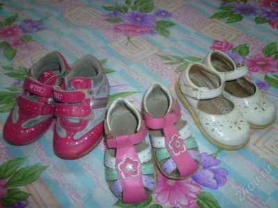 Лот: 1042797. Фото: 1. детская обувь Б/У (одним лотом... Другое (обувь)