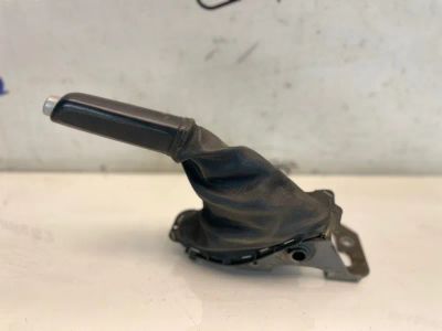 Лот: 22460223. Фото: 1. ручка ручника Ford Focus CB4. Другое (автозапчасти)