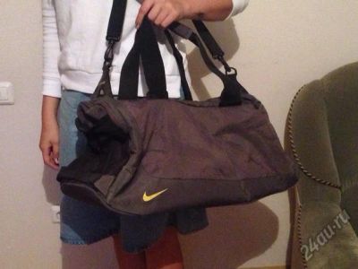 Лот: 5972307. Фото: 1. Сумка спортивная Nike. Сумки