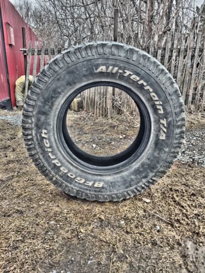 Лот: 21969539. Фото: 1. Bfgoodrich 265 75 r16. Шины