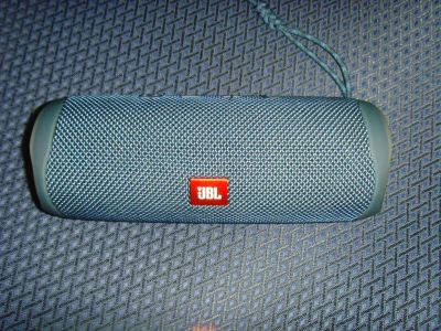 Лот: 20502430. Фото: 1. Беспроводная колонка JBL Flip... Портативные, беспроводные колонки