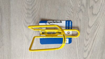 Лот: 18955862. Фото: 1. Держатель для бутылки cyclotech. Аксессуары