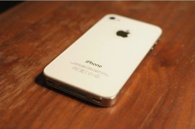 Лот: 10356412. Фото: 1. iPhone 4 White 32 Gb [оригинал... Смартфоны