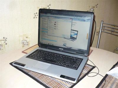 Лот: 1310984. Фото: 1. ноутбук Toshiba L40. Ноутбуки