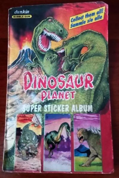 Лот: 10929010. Фото: 1. Альбом с наклейками Dunkin Dinosaur... Наклейки, карточки, вкладыши
