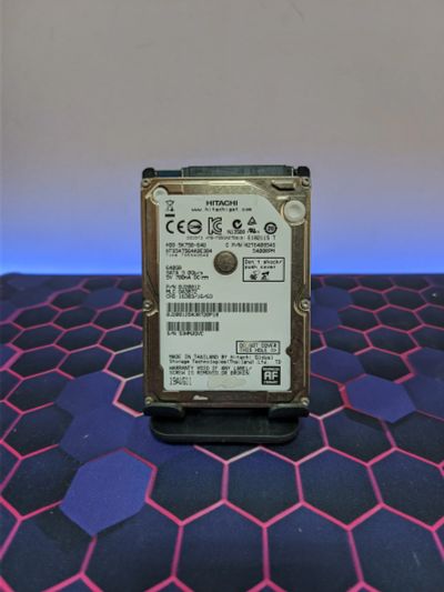 Лот: 25265124. Фото: 1. Жесткий диск 640Gb/2.5"/5400/Hitachi... Жёсткие диски (HDD)