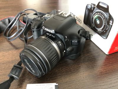 Лот: 20741903. Фото: 1. Canon EOS 550D Kit 18-55. Цифровые зеркальные