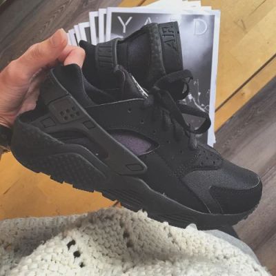 Лот: 8143776. Фото: 1. Кроссовки Nike Air Huarache Акция... Кеды, кроссовки, слипоны