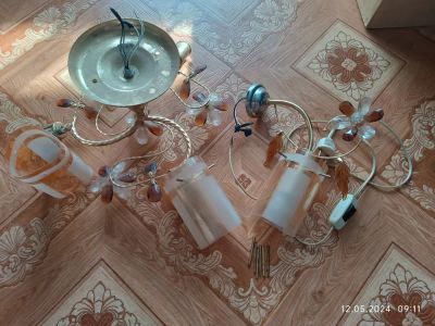 Лот: 22182288. Фото: 1. Люстра без одного плафона и бра. Люстры, потолочные и подвесные светильники
