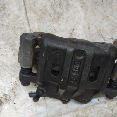 Лот: 18229555. Фото: 1. Суппорт тормозной Mitsubishi RVR. Тормозная система