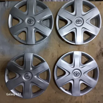 Лот: 25672715. Фото: 1. Колпак колесный оригинальный Toyota... Колпаки