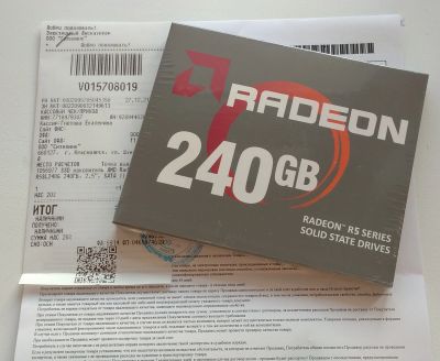 Лот: 18421062. Фото: 1. Новый SSD 240Gb AMD Radeon R5... SSD-накопители