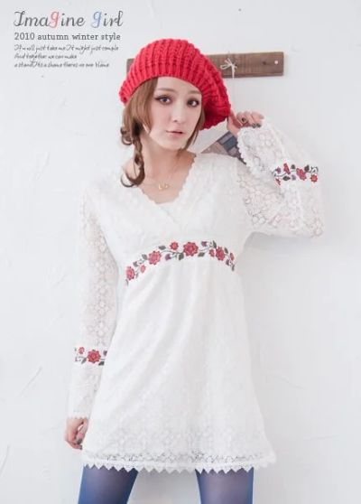 Лот: 3092742. Фото: 1. ажурное платье с цветочным рисунком... Платья