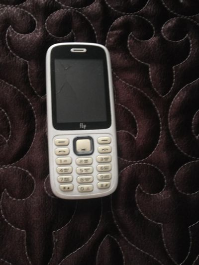 Лот: 6882501. Фото: 1. Fly ds115 2-sim, камера итд. Кнопочные мобильные телефоны