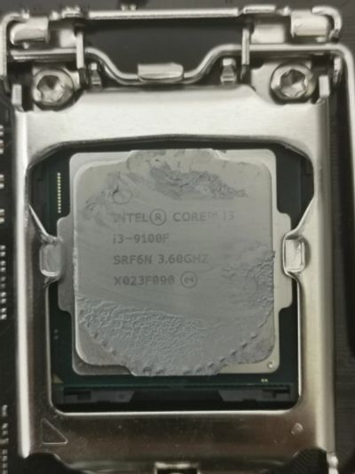 Лот: 20678346. Фото: 1. Процессор Intel i3 9100f + Мат... Процессоры