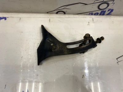 Лот: 21710846. Фото: 1. кронштейн генератора Toyota Avensis... Двигатель и элементы двигателя