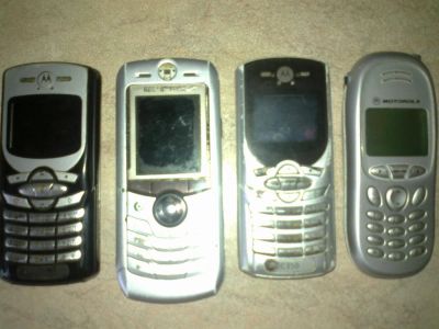 Лот: 8710653. Фото: 1. motorola. Кнопочные мобильные телефоны