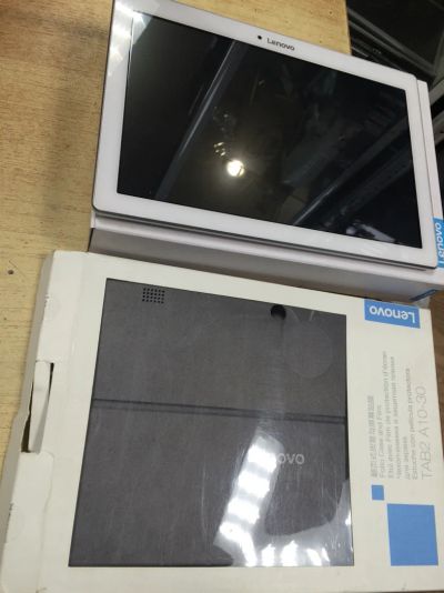 Лот: 9717282. Фото: 1. Планшет Lenovo Tab2 A10-30 10... Планшеты