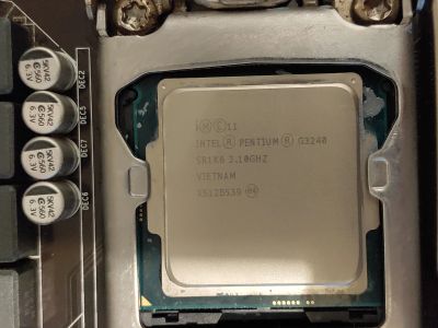 Лот: 18615150. Фото: 1. Процессор Intel G3240 сокет 1150. Процессоры