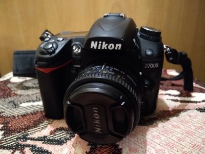 Лот: 16034110. Фото: 1. Nikon D7000: 20 тыс. кадров... Цифровые зеркальные