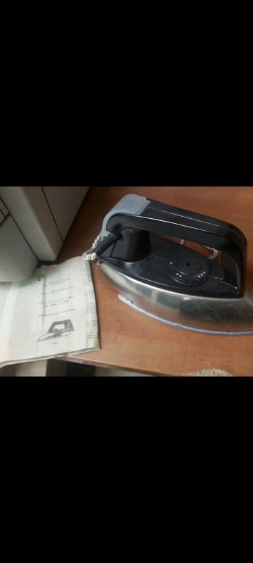 Лот: 21734405. Фото: 1. Утюг Ссср новый. Утюги, парогенераторы, отпариватели