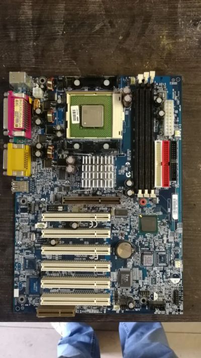 Лот: 19427075. Фото: 1. Материнская плата Gigabyte GA-8IDX3... Материнские платы