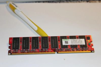 Лот: 9007918. Фото: 1. Память для компьютера DDR-400... Оперативная память