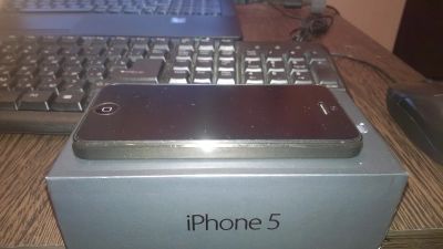 Лот: 4722507. Фото: 1. Apple iPhone 5 (16Gb Black). Смартфоны