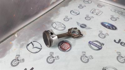 Лот: 23587536. Фото: 1. Шатун Mitsubishi Lancer 4G18 MD312667. Двигатель и элементы двигателя