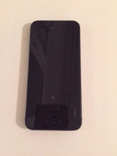 Лот: 6614061. Фото: 1. Iphone 5 16gb black Рст. Смартфоны