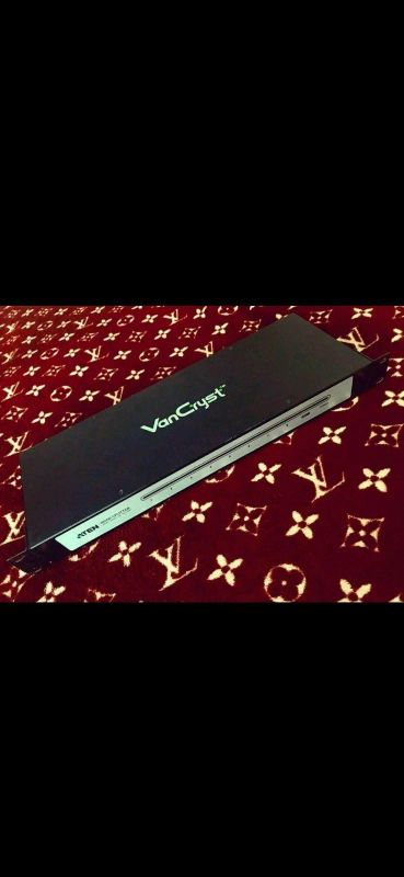 Лот: 15307683. Фото: 1. Hdmi Splitter VanCryst Aten 8port... Шлейфы, кабели, переходники