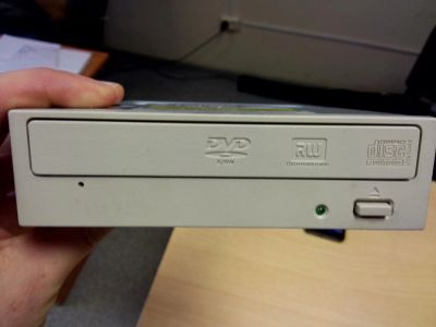 Лот: 8484703. Фото: 1. DVD-R/RW IDE. Приводы CD, DVD, BR, FDD