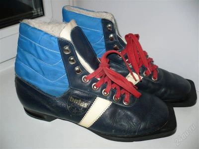 Лот: 1326572. Фото: 1. Лыжные ботинки Botas. Ботинки