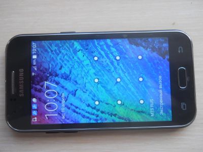 Лот: 7290734. Фото: 1. Samsung Galaxy J1 LTE на гарантии. Смартфоны