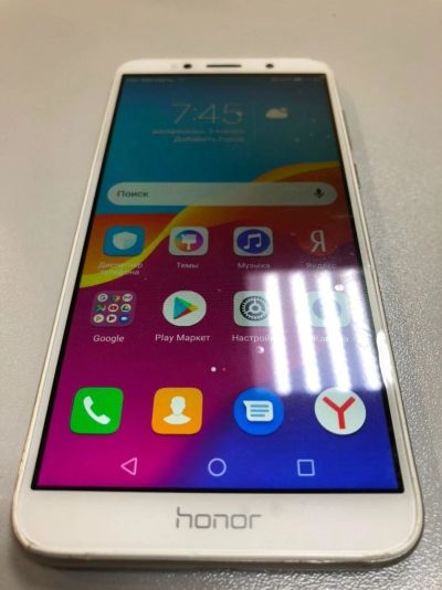 Лот: 16621608. Фото: 1. Honor 7a gold 16gb. Смартфоны