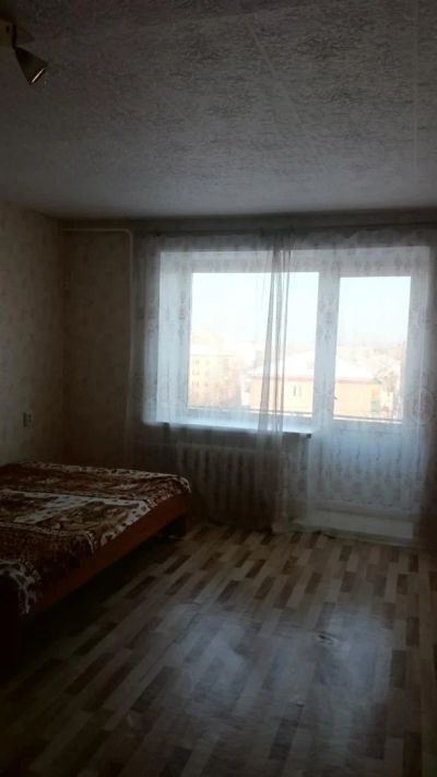 Лот: 8045925. Фото: 1. Сдам 1 комнатную квартиру Октябрьский... Квартиры, студии