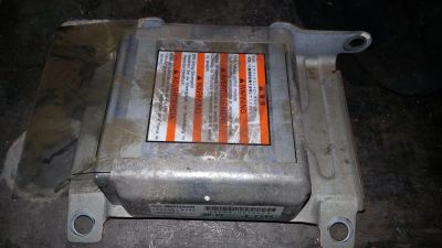 Лот: 3316855. Фото: 1. Блок управления SRS Subaru forester... Электрооборудование