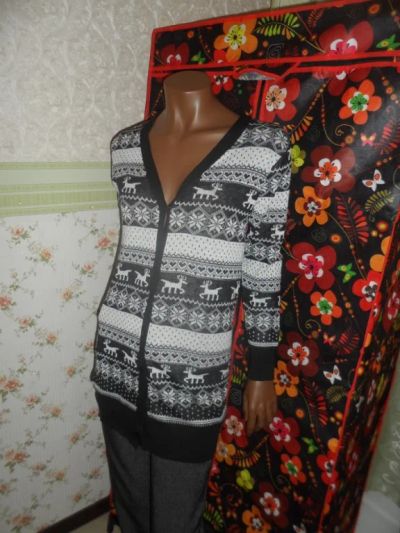 Лот: 4819031. Фото: 1. кофта 46-48р новая. Свитеры, толстовки, худи