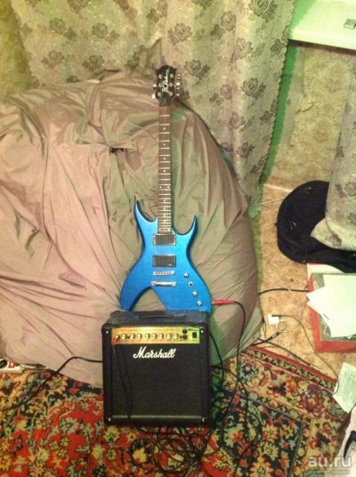 Лот: 9094058. Фото: 1. Гитара B.C.Rich и комбик Marshall. Гитары