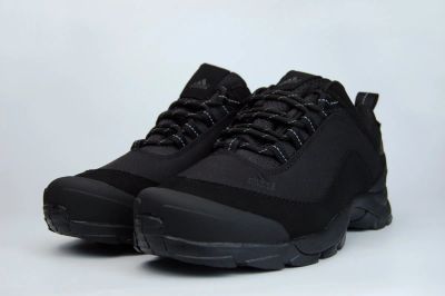 Лот: 16879057. Фото: 1. Кроссовки Adidas Climaproof Triple... Кеды, кроссовки, слипоны