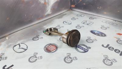 Лот: 23589715. Фото: 1. Поршень с шатуном Toyota Voxy... Двигатель и элементы двигателя