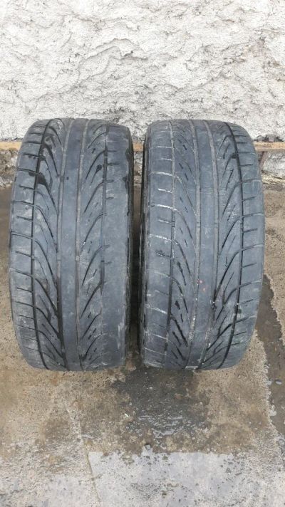 Лот: 11230588. Фото: 1. Dunlop 235/40 R18 2 шт. Шины