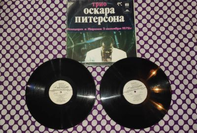 Лот: 23328851. Фото: 1. " Трио Оскара Питерсона " комплект... Аудиозаписи